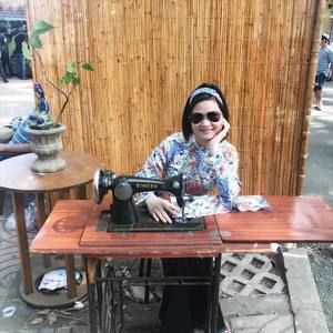 Meet your Posher, Lily